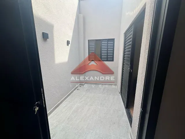 Casa com 191m² 3 quartos e 1 banheiro, à venda, no bairro Jardim Rodolfo em São José dos Campos