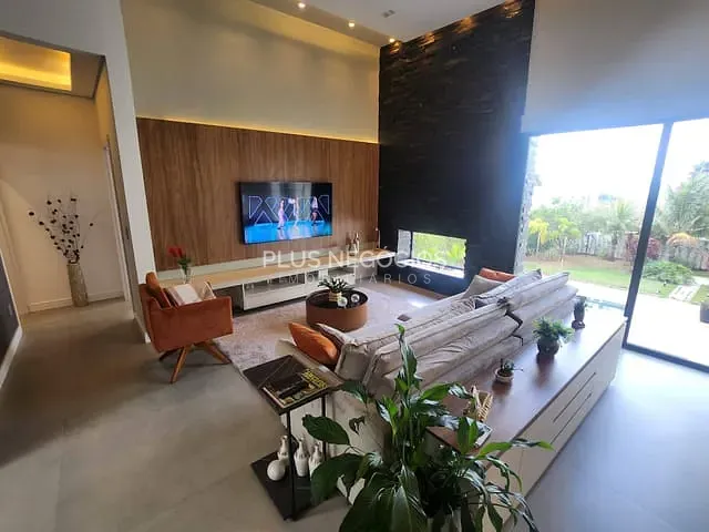 Casa com 1023m² 3 quartos e 5 banheiros, à venda, no bairro Condomínio Fazenda Imperial em Sorocaba