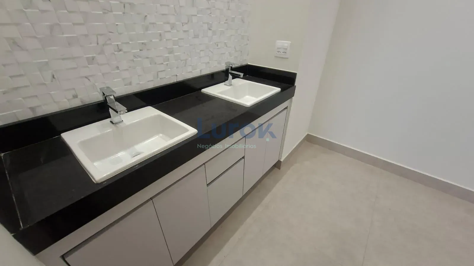 Casa, 3 quartos, 178 m² - Foto 33