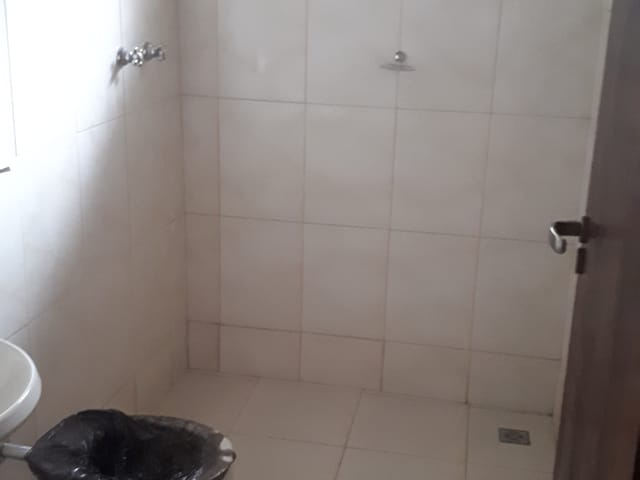 Casa com 210m² 2 quartos e 1 banheiro, à venda, no bairro Vila São João em Pindamonhangaba