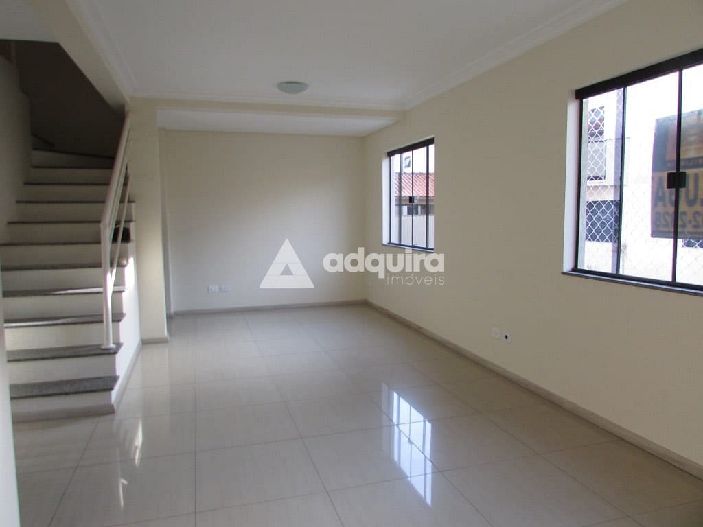Casa à venda com 3 quartos, 107m² - Foto 4