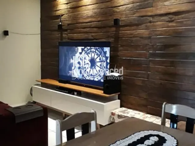 Casa com 131m², à venda, no bairro Leonor em Londrina