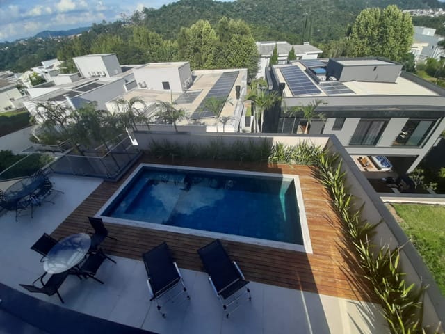 Casa com 464m² 4 quartos e 5 banheiros, à venda, no bairro Alphaville em Santana de Parnaíba