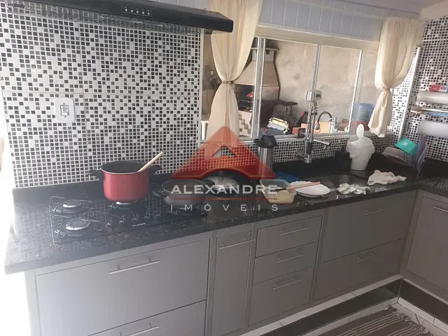 Casa com 505m² 3 quartos e 3 banheiros, à venda, no bairro Primavera 1B em São José dos Campos