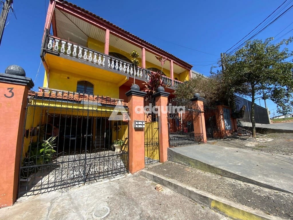 Casa à venda com 3 quartos, 311m² - Foto 1