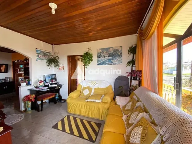 Casa 3 quartos e 2 banheiros, à venda, no bairro Boa Vista em Ponta Grossa