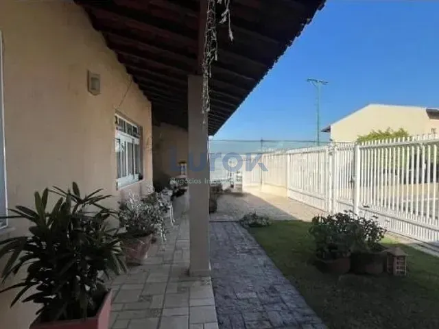 Casa com 293m² 2 quartos e 1 banheiro, à venda, no bairro Lenheiro em Valinhos