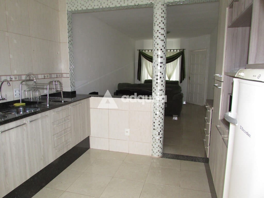 Casa à venda com 2 quartos, 58m² - Foto 5