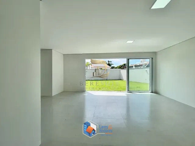 Casa com 262m² 3 quartos e 4 banheiros, à venda, no bairro Jardim Prudência em São Paulo
