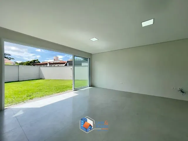 Casa com 262m² 3 quartos e 4 banheiros, à venda, no bairro Jardim Prudência em São Paulo