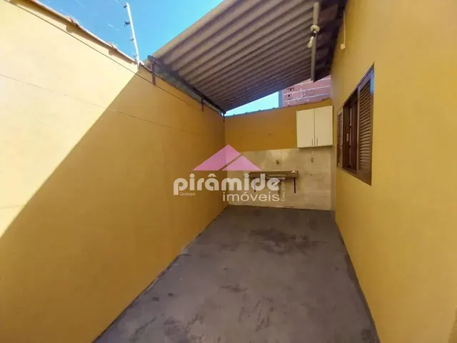 Casa com 10m² 2 quartos e 1 banheiro, para alugar, no bairro Loteamento Residencial Vista Linda em São José Dos Campos