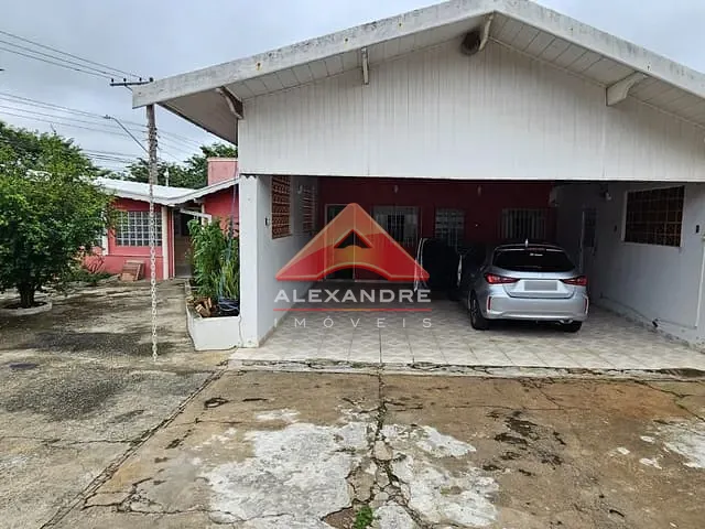 Casa com 389m² 2 quartos e 2 banheiros, à venda, no bairro Vila Rossi em São José dos Campos