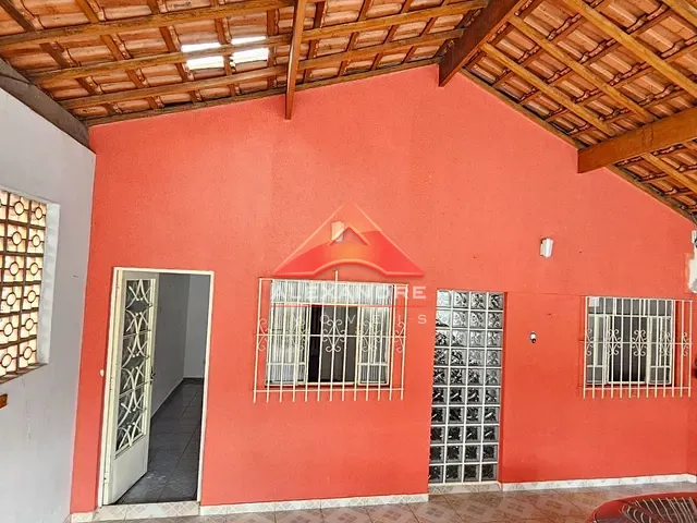 Casa com 389m² 2 quartos e 2 banheiros, à venda, no bairro Vila Rossi em São José dos Campos