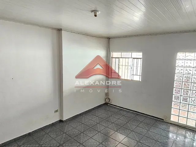 Casa com 389m² 2 quartos e 2 banheiros, à venda, no bairro Vila Rossi em São José dos Campos