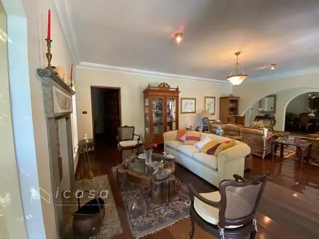 Casa com 5448m² 5 quartos e 7 banheiros, à venda, no bairro Bosque dos Eucaliptos em São José dos Campos