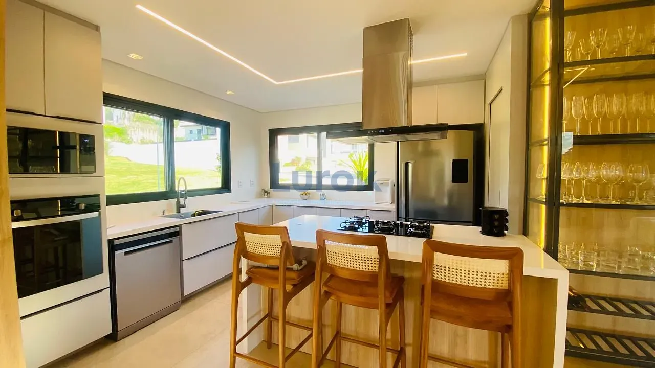 Casa, 4 quartos, 382 m² - Foto 9