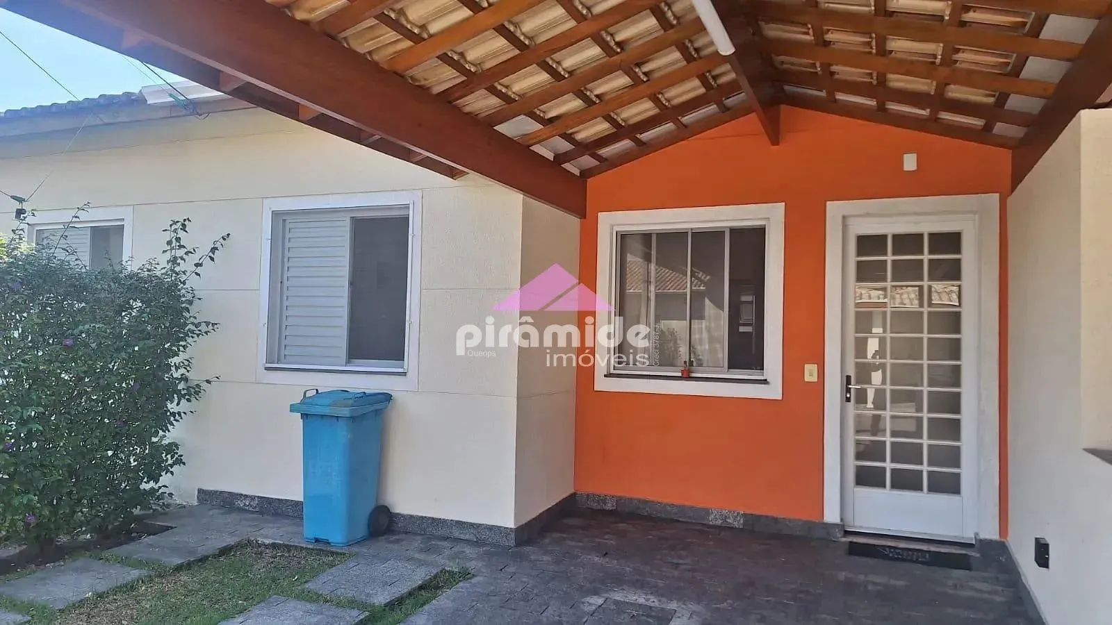 Casa, 2 quartos, 54 m² - Foto 1