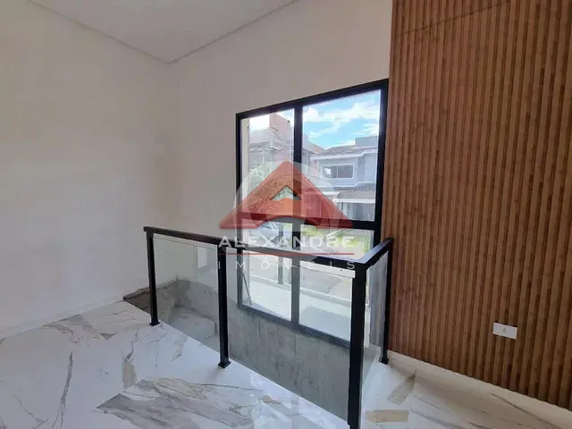 Casa com 300m² 4 quartos e 3 banheiros, à venda, no bairro Condomínio Residencial Mantiqueira em São José dos Campos