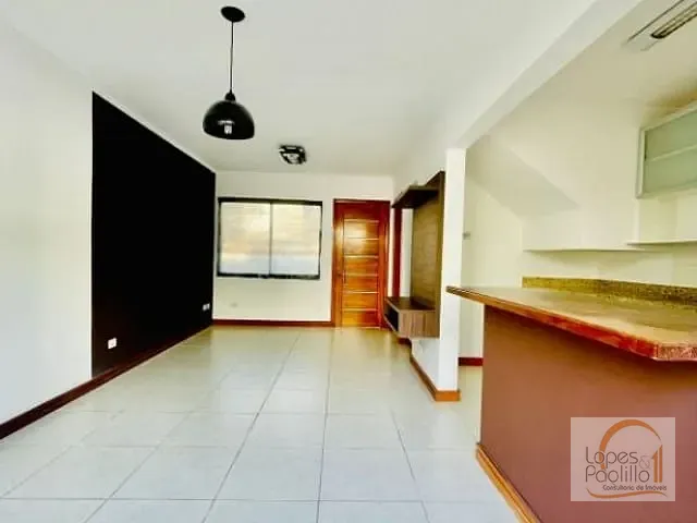 Casa com 112m² 2 quartos e 2 banheiros, para alugar, no bairro Jardim dos Pinheiros em Atibaia