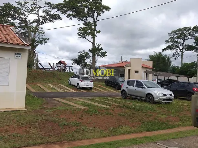 Casa 2 quartos e 1 banheiro, à venda, no bairro Oriço em Gravataí