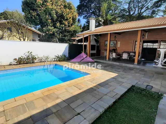 Casa com 675m² 4 quartos e 4 banheiros, à venda, no bairro Jardim Esplanada em São José dos Campos