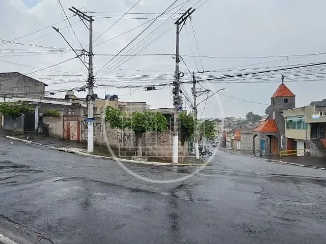 Casa com 500m² 1 quarto e 1 banheiro, à venda, no bairro Jardim Castro Alves em São Paulo