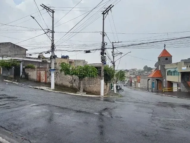 Casa com 500m² 1 quarto e 1 banheiro, à venda, no bairro Jardim Castro Alves em São Paulo