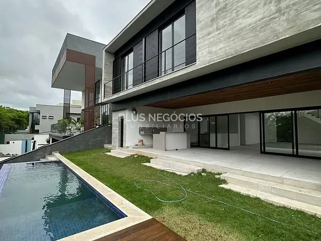 Casa com 451m² 3 quartos e 4 banheiros, à venda, no bairro Alphaville Nova Esplanada 3 em Votorantim
