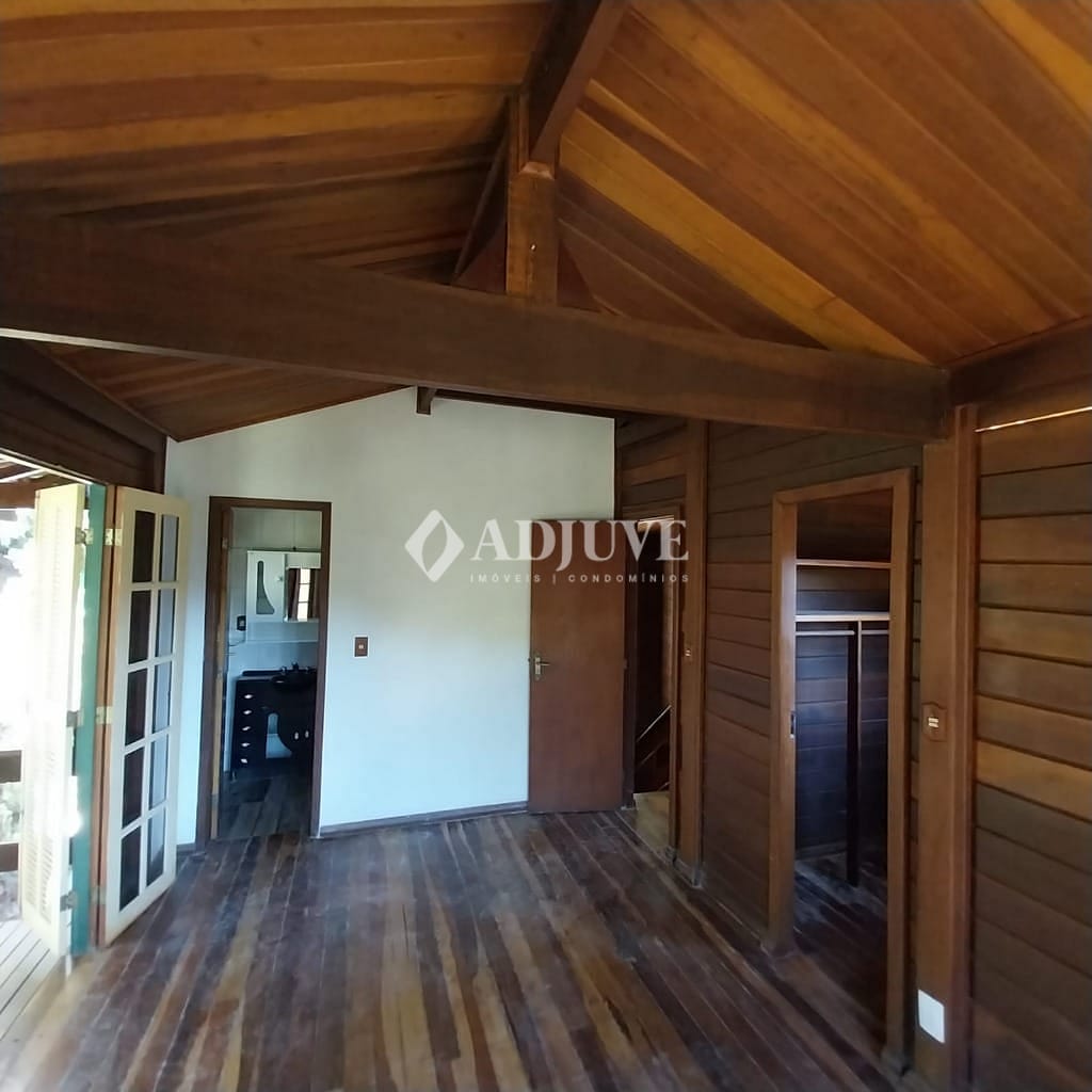 Casa à venda com 3 quartos, 190m² - Foto 11
