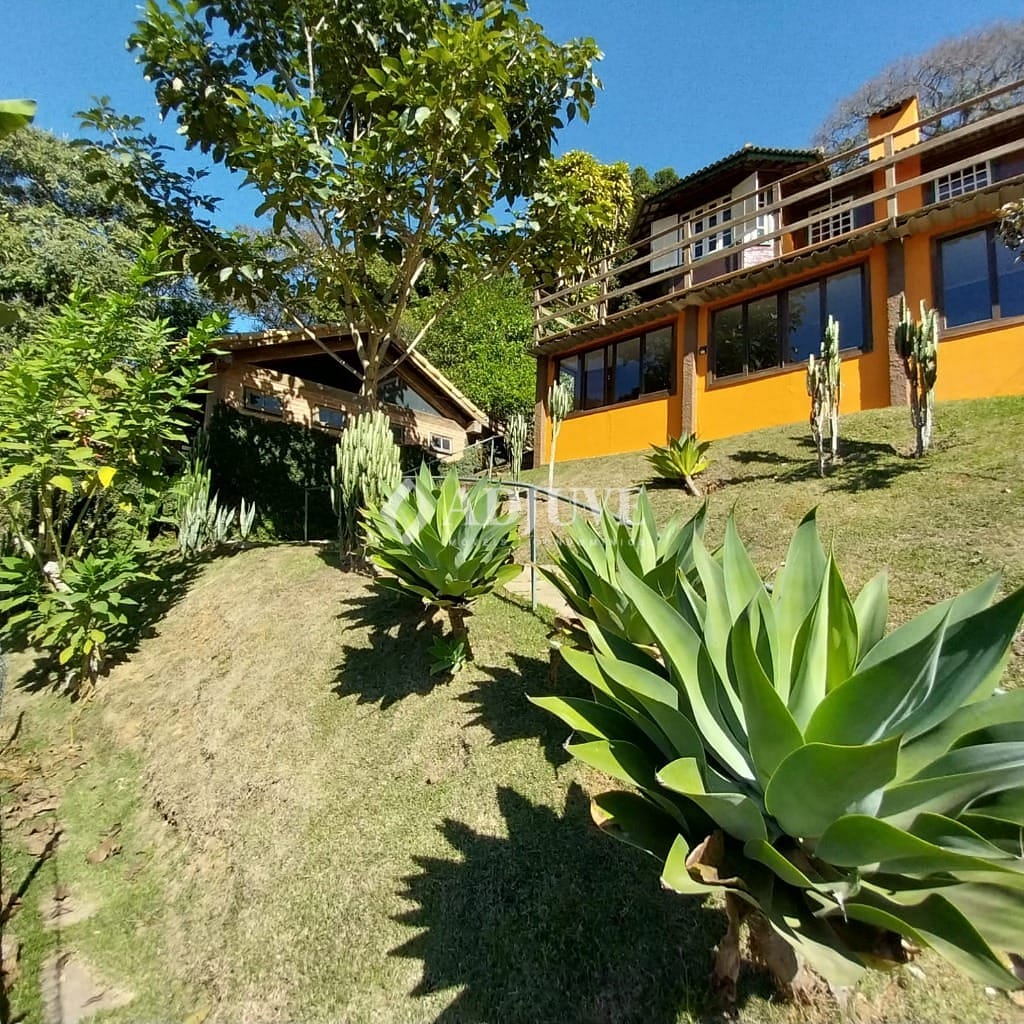 Casa à venda com 3 quartos, 190m² - Foto 8