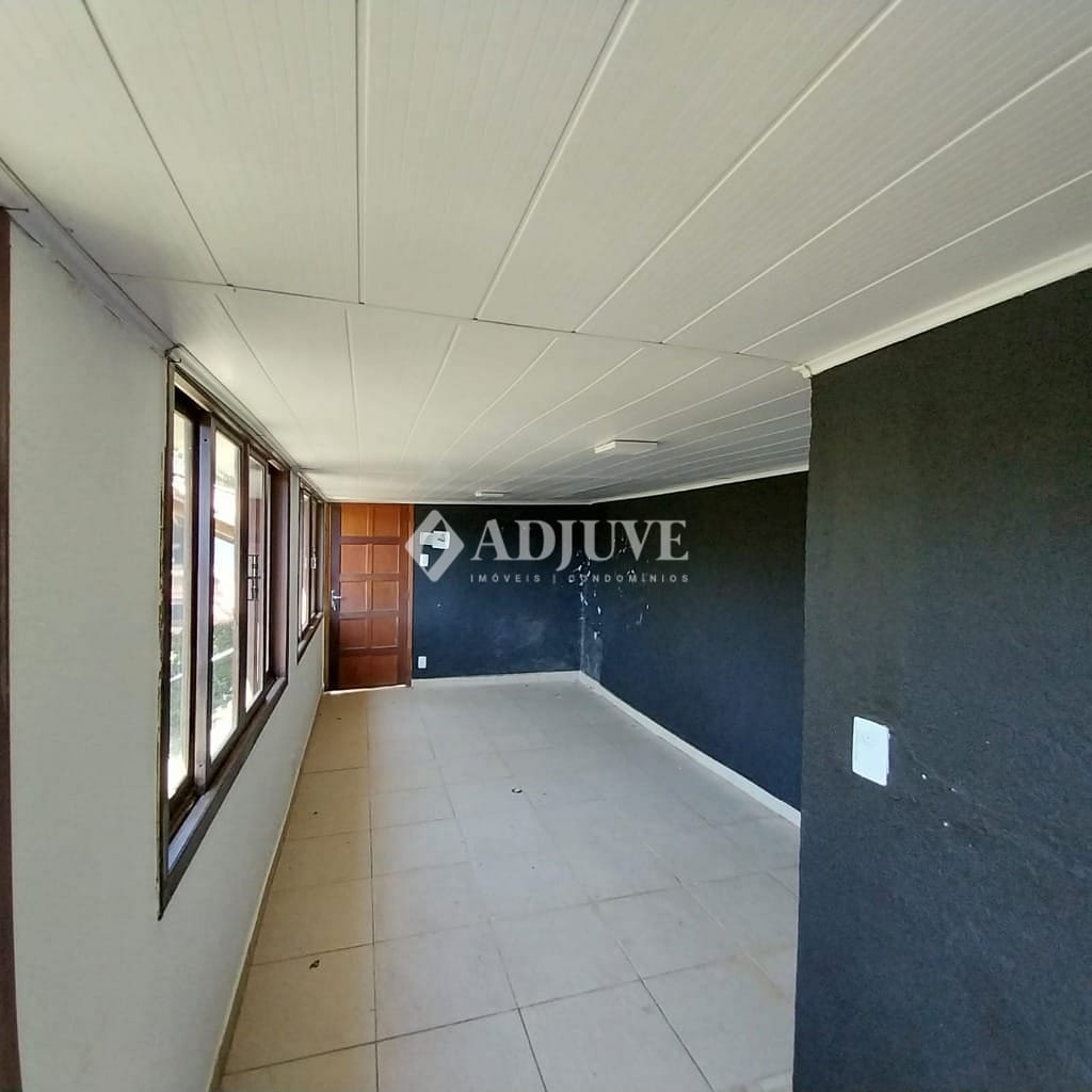 Casa à venda com 3 quartos, 190m² - Foto 10