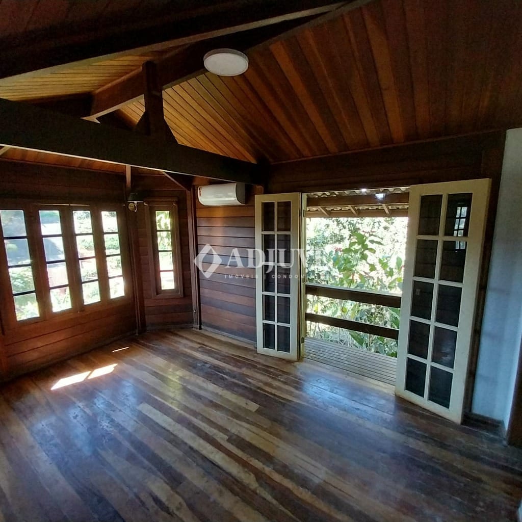 Casa à venda com 3 quartos, 190m² - Foto 21