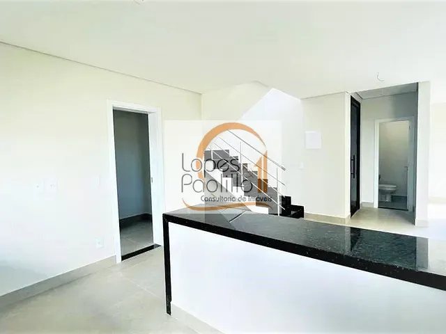 Casa com 265m² 3 quartos e 3 banheiros, à venda, no bairro Vila Esperia Ou Giglio em Atibaia