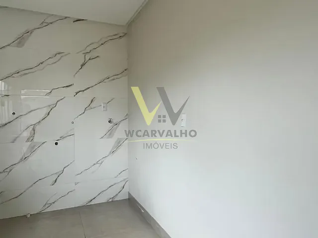 Casa com 300m² 3 quartos e 2 banheiros, à venda, no bairro Parque Iracema em Anápolis