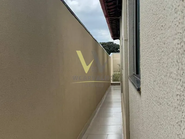 Casa com 300m² 3 quartos e 2 banheiros, à venda, no bairro Parque Iracema em Anápolis