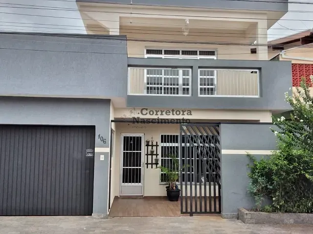 Casa com 343m² 4 quartos e 2 banheiros, à venda, no bairro Cidade Jardim em Jacareí