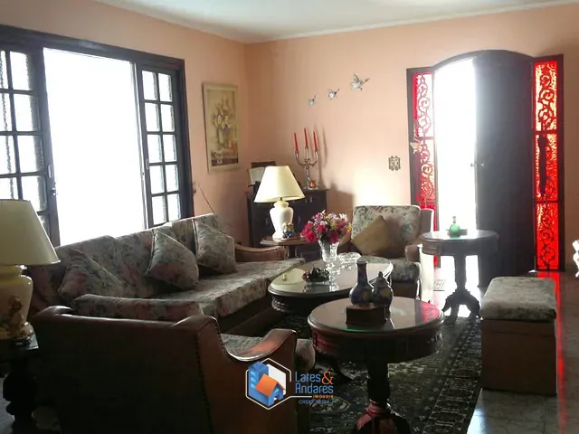 Casa com 372m² 6 quartos e 4 banheiros, à venda ou para alugar, no bairro Tremembé em São Paulo