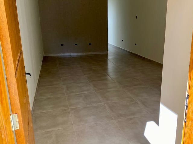 Casa com 120m² 3 quartos e 2 banheiros, à venda, no bairro Quiririm em Taubaté