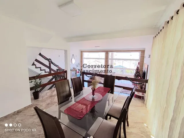 Casa com 400m² 5 quartos e 5 banheiros, à venda, no bairro Vila Formosa em Jacareí