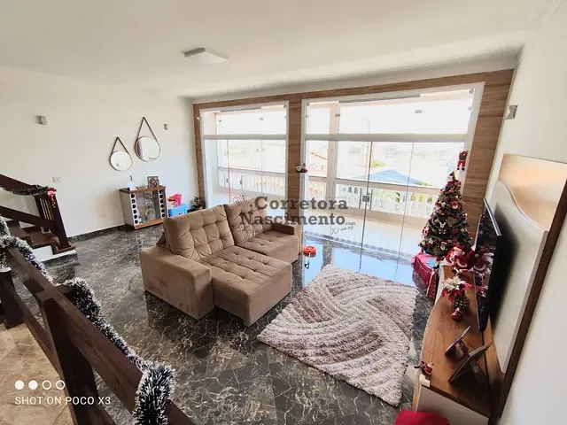 Casa com 400m² 5 quartos e 5 banheiros, à venda, no bairro Vila Formosa em Jacareí
