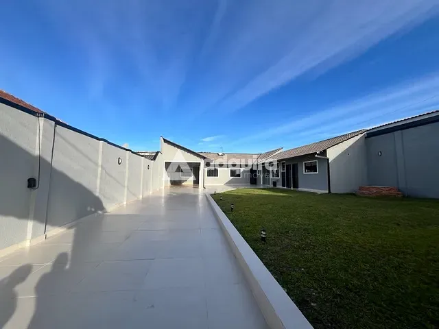 Casa 2 quartos e 3 banheiros, à venda, no bairro Nova Rússia em Ponta Grossa