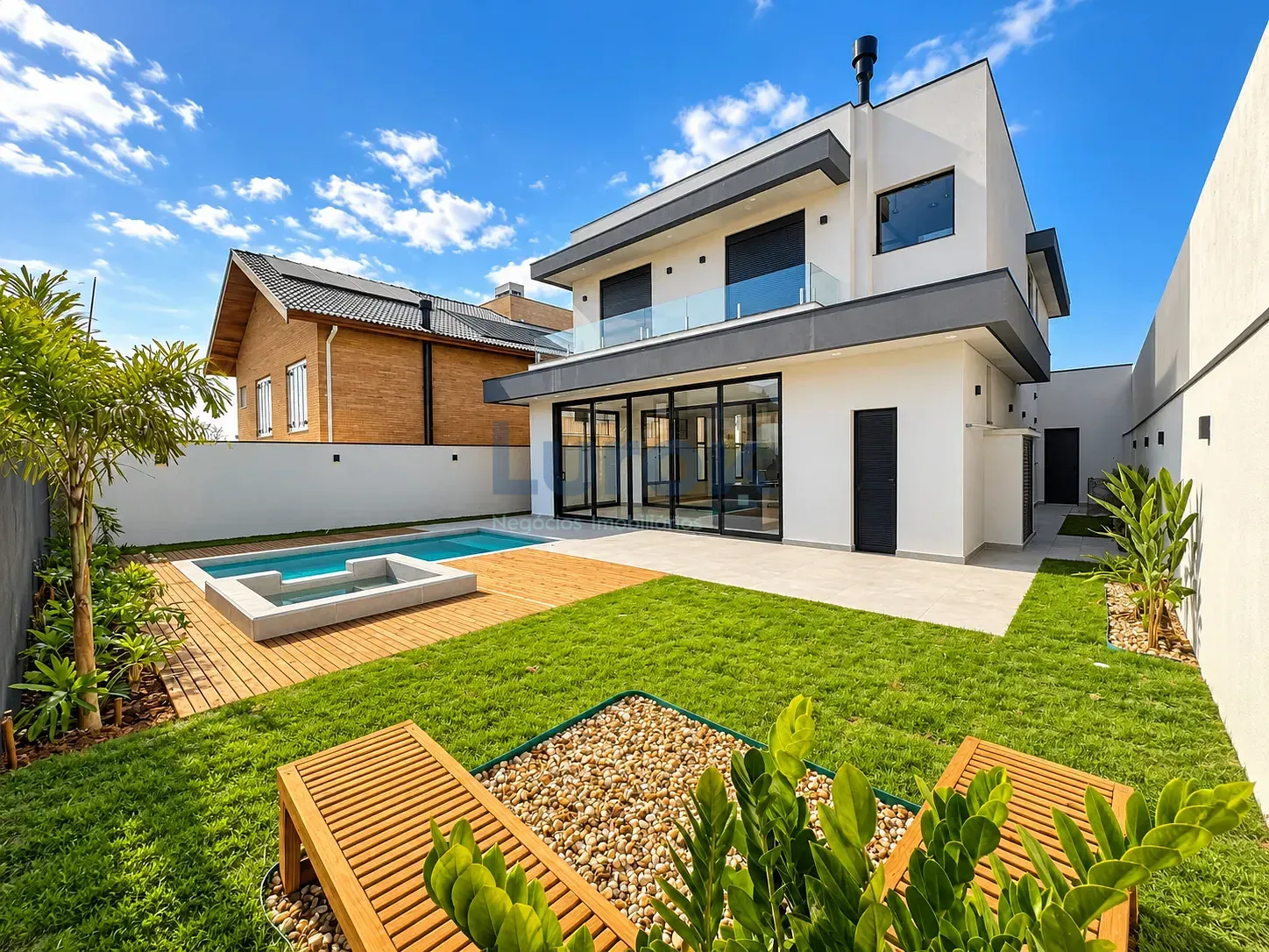 Casa, 4 quartos, 295 m² - Foto 2