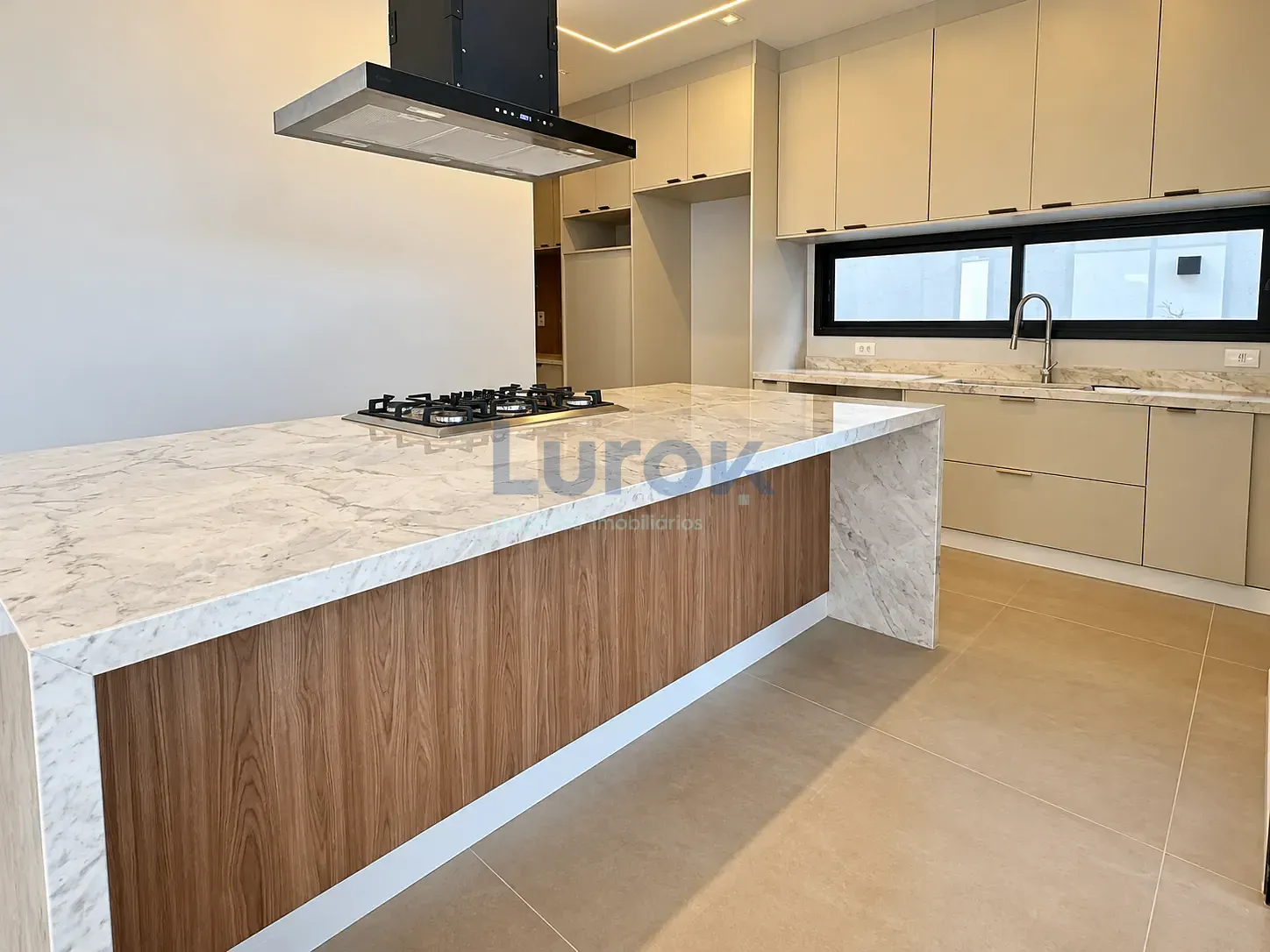 Casa, 4 quartos, 295 m² - Foto 13