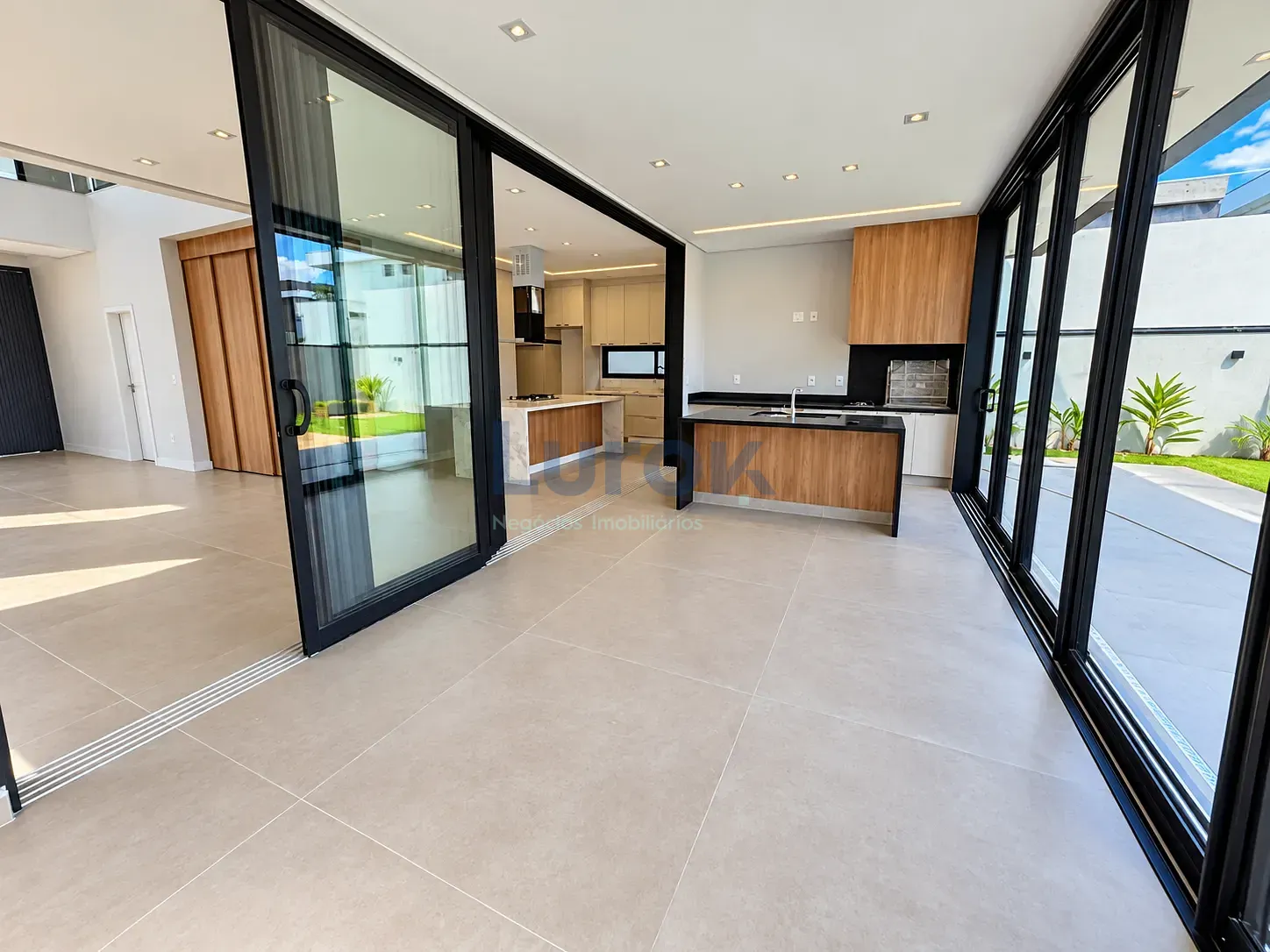 Casa, 4 quartos, 295 m² - Foto 30