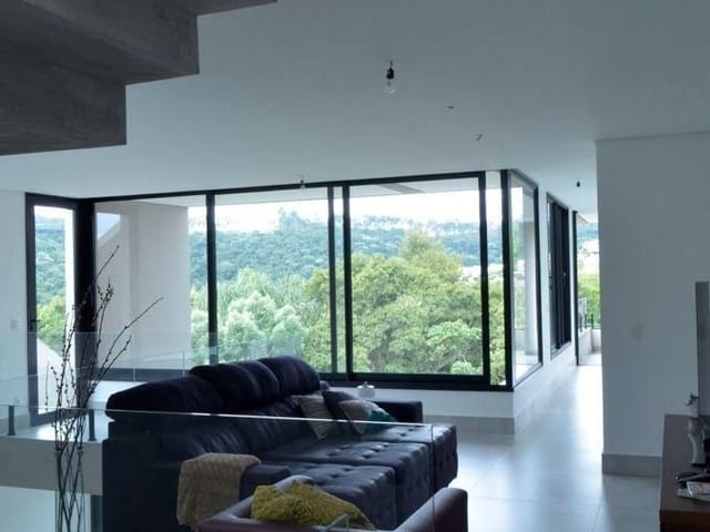 Casa com 490m² 4 quartos e 7 banheiros, à venda, no bairro Alphaville em Santana de Parnaíba