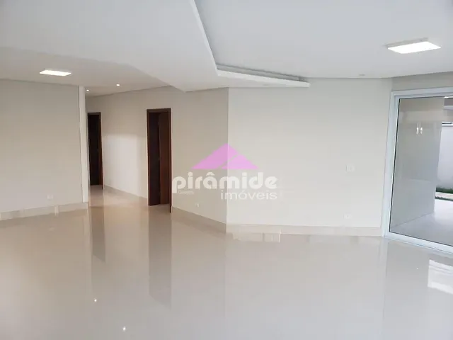 Casa com 450m², à venda, no bairro Urbanova em São José dos Campos