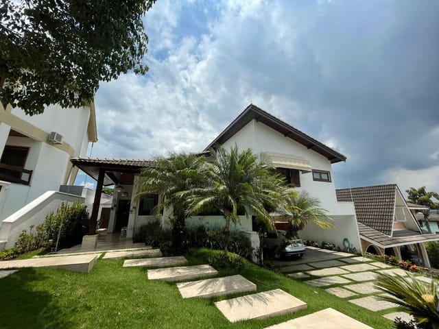 Casa com 500m² 4 quartos e 6 banheiros, à venda, no bairro Alphaville em Santana de Parnaíba