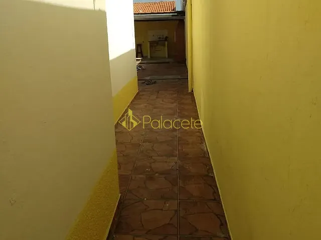 Casa com 250m² 3 quartos e 2 banheiros, à venda, no bairro Flor do Vale em Tremembé