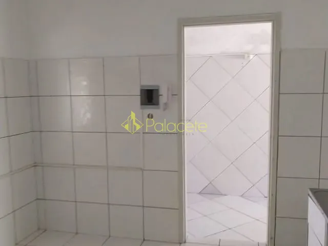 Casa com 250m² 3 quartos e 2 banheiros, à venda, no bairro Flor do Vale em Tremembé
