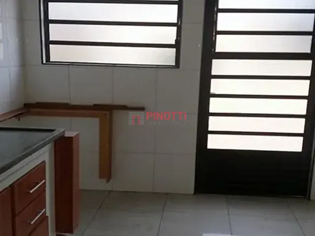 Casa 2 quartos e 2 banheiros, para alugar, no bairro Jardim Paramount em São Bernardo do Campo